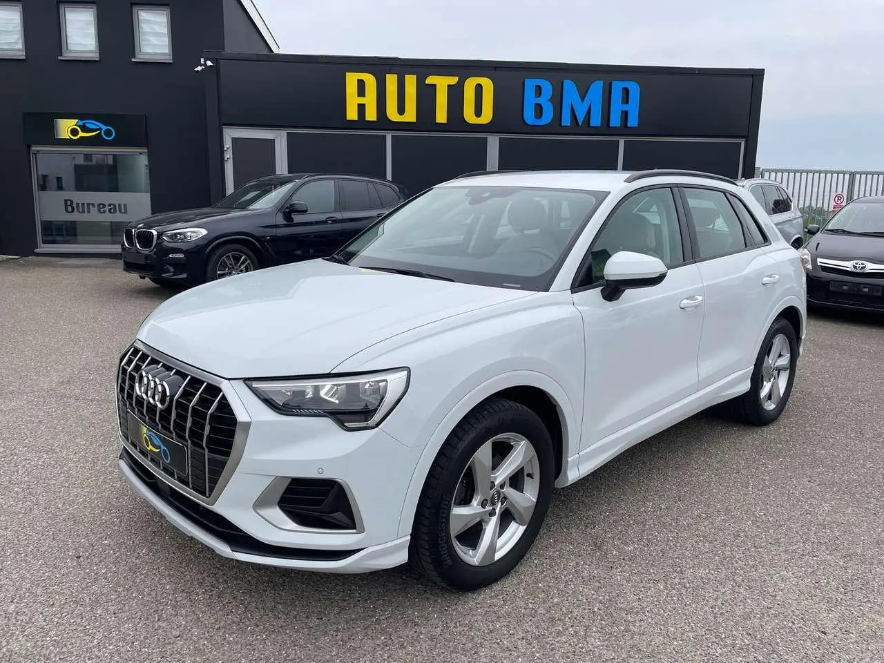 Photo 1 : Audi Q3 2019 Essence