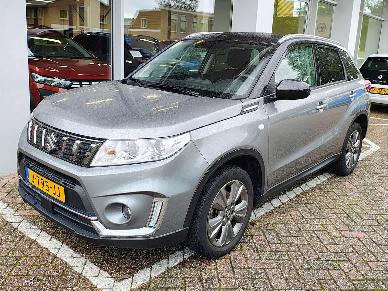 Photo 1 : Suzuki Vitara 2020 Petrol