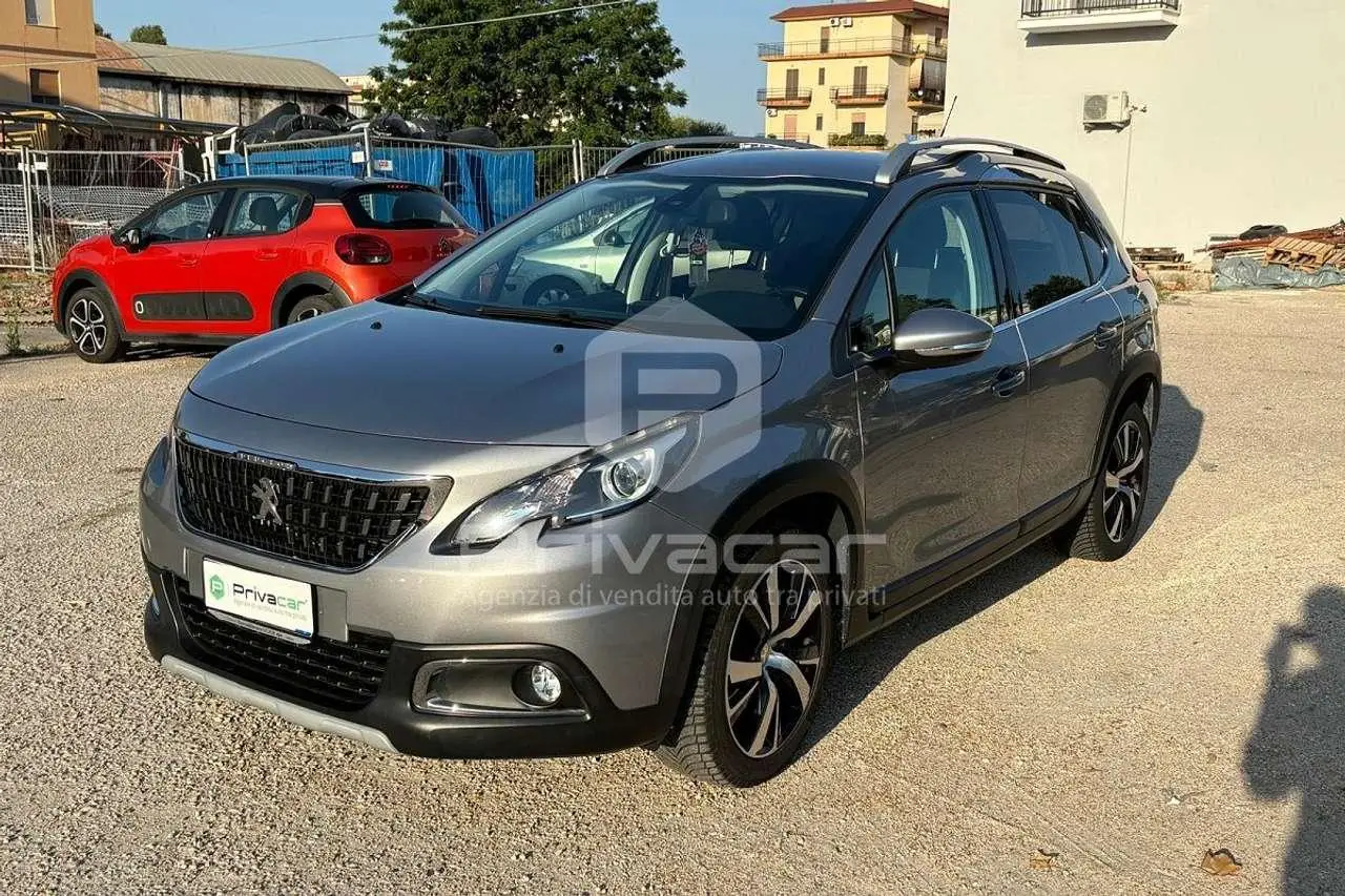 Photo 1 : Peugeot 2008 2019 Diesel