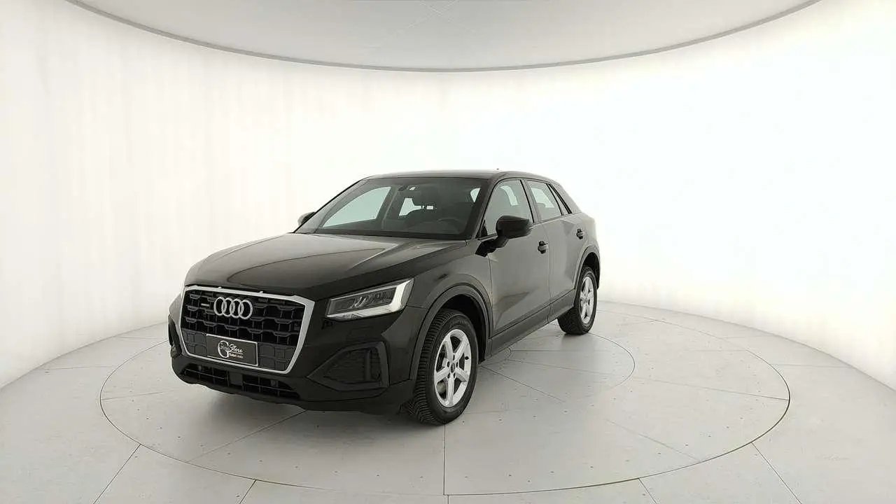 Photo 1 : Audi Q2 2022 Diesel