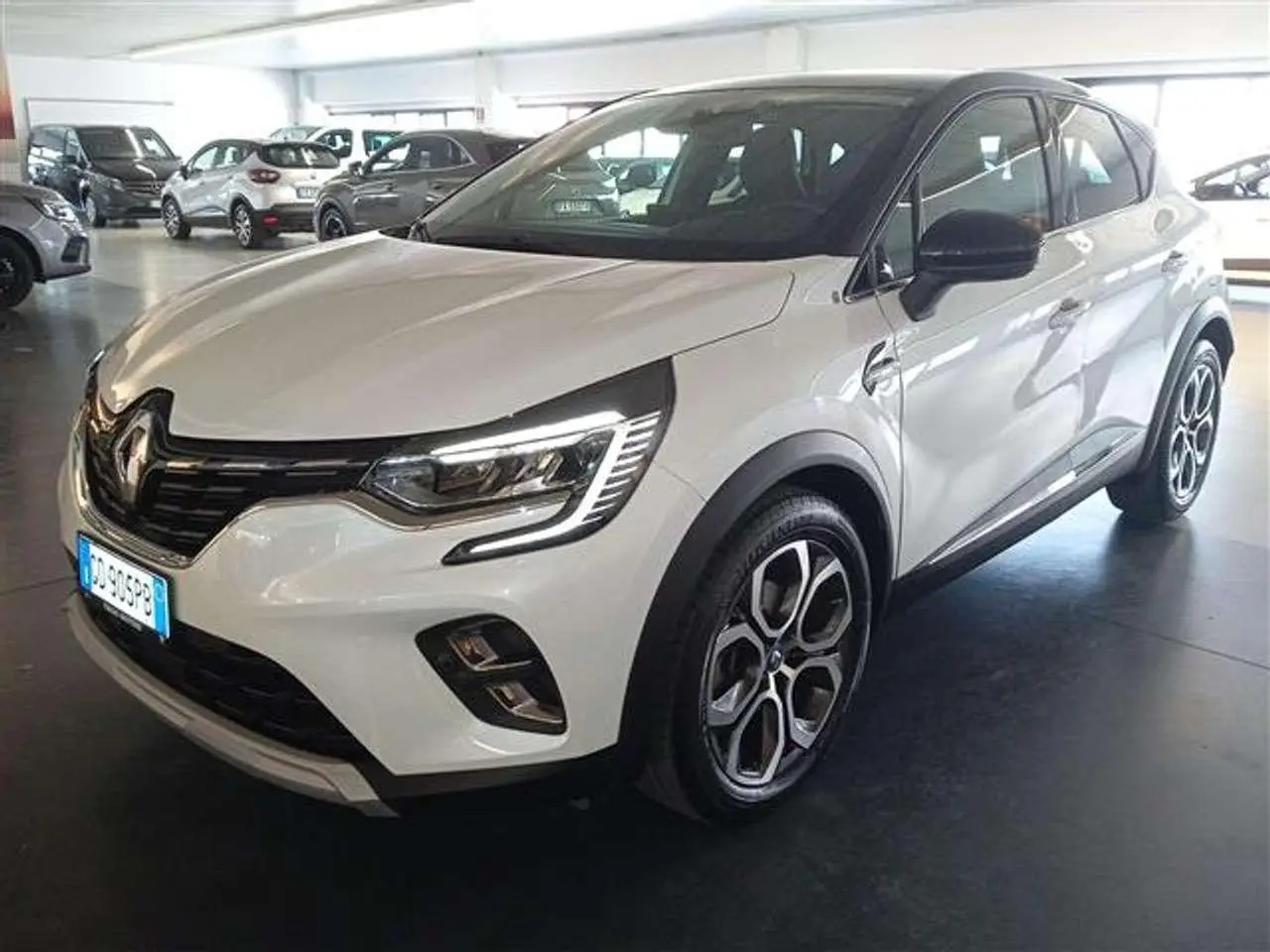 Photo 1 : Renault Captur 2021 Hybrid