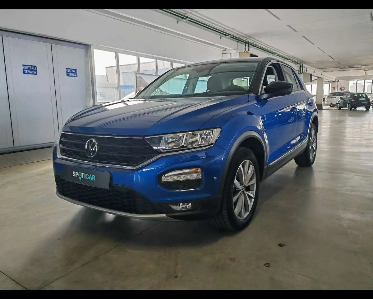 Photo 1 : Volkswagen T-roc 2021 Essence