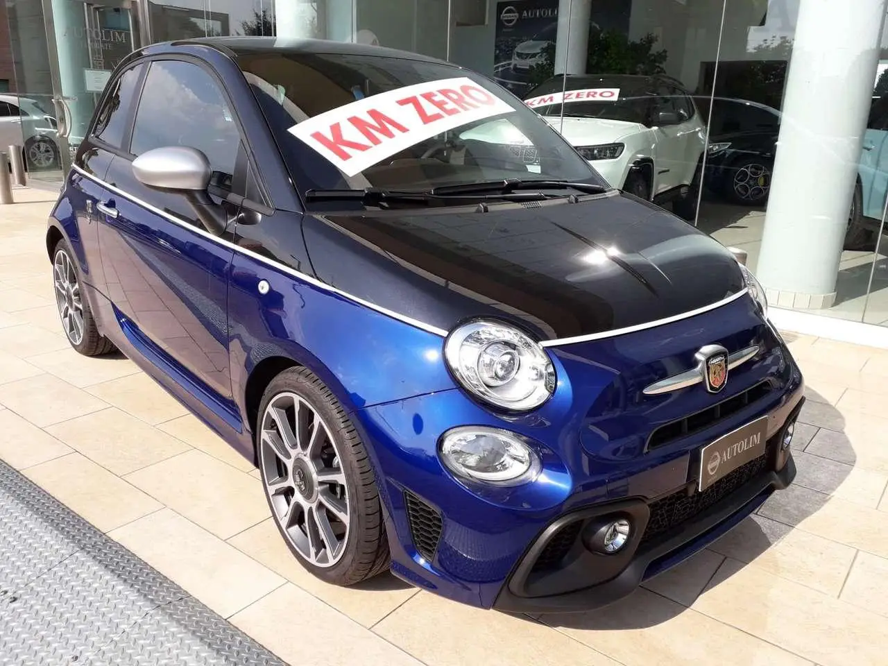 Photo 1 : Abarth 595 2022 Petrol