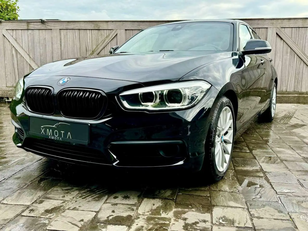 Photo 1 : Bmw Serie 1 2018 Petrol