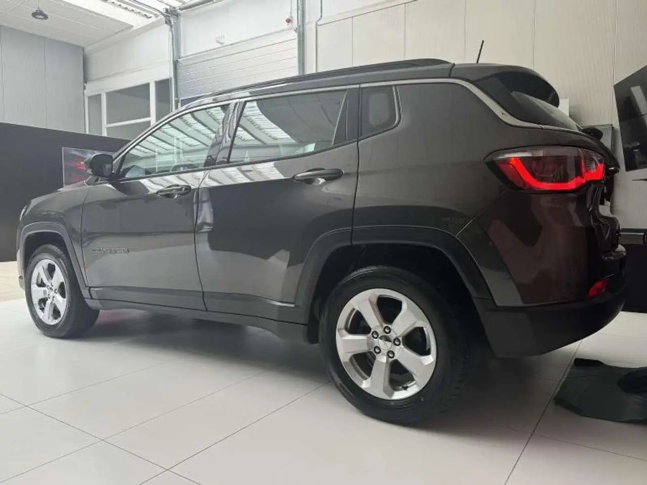 Photo 1 : Jeep Compass 2018 Essence