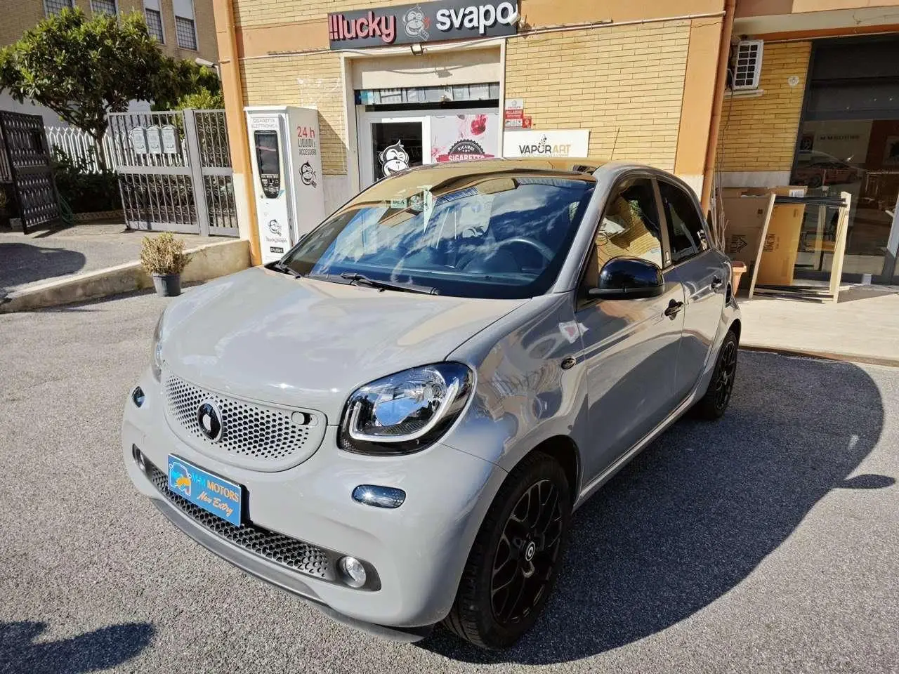 Photo 1 : Smart Forfour 2016 Petrol