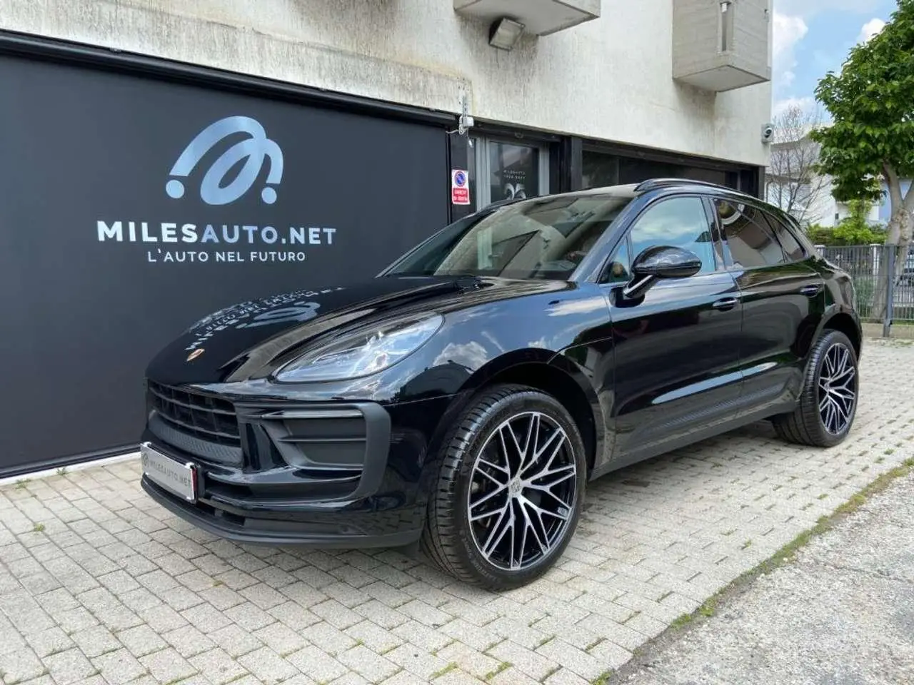 Photo 1 : Porsche Macan 2021 Petrol