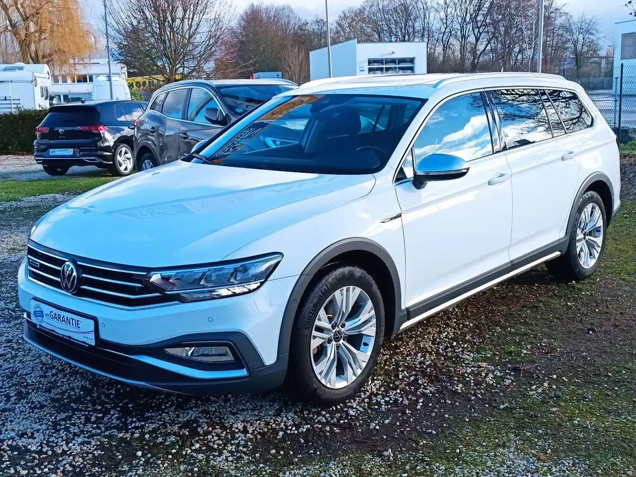 Photo 1 : Volkswagen Passat 2021 Diesel