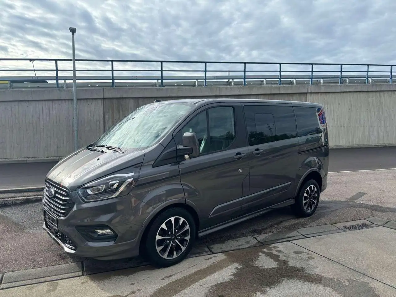 Photo 1 : Ford Tourneo 2020 Diesel