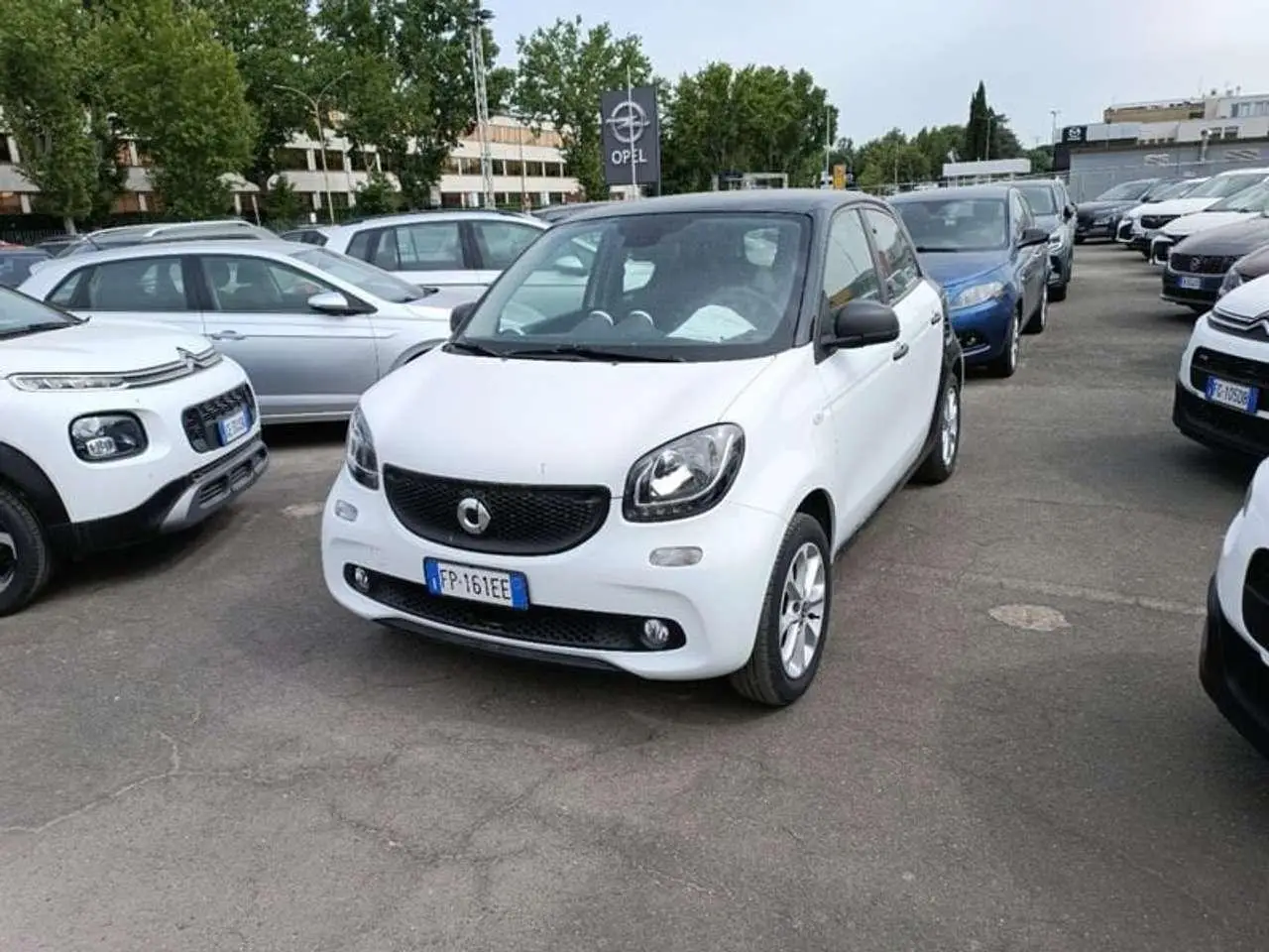 Photo 1 : Smart Forfour 2018 Petrol