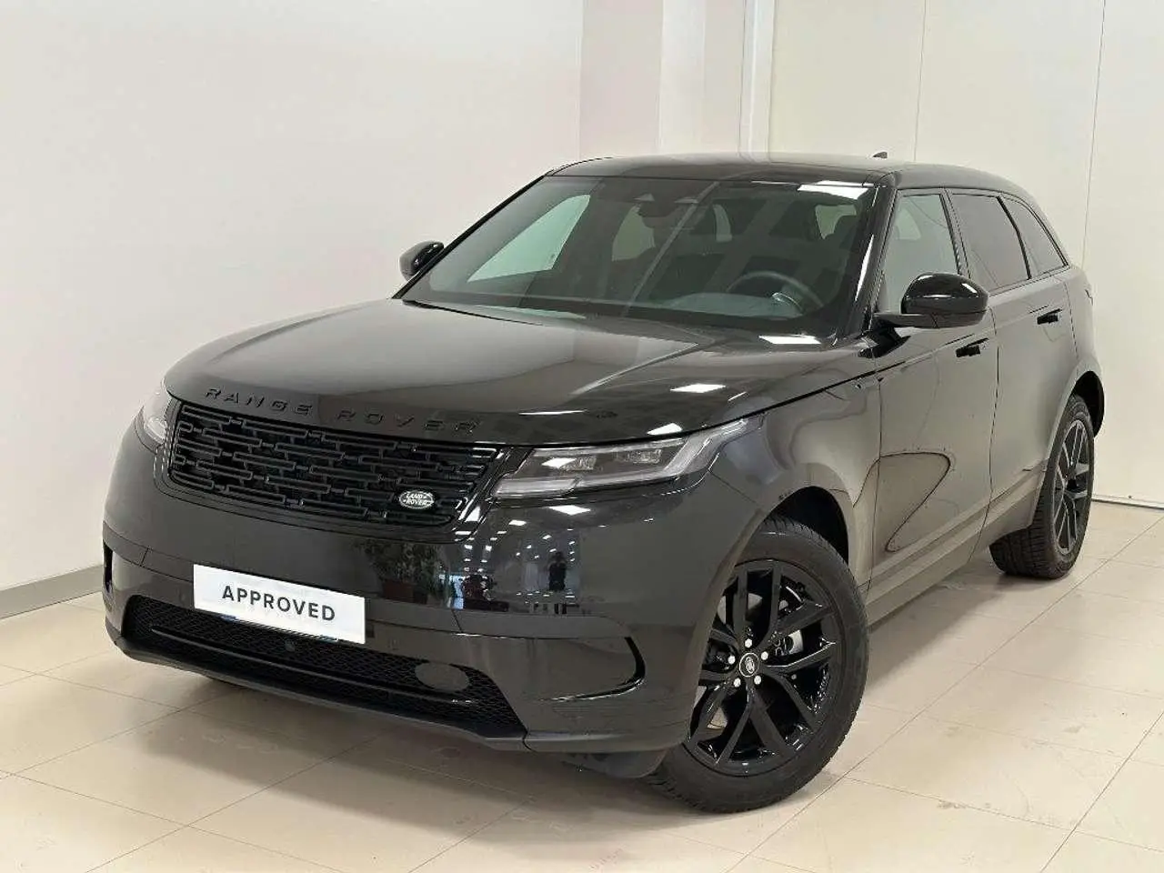 Photo 1 : Land Rover Range Rover Velar 2024 Diesel