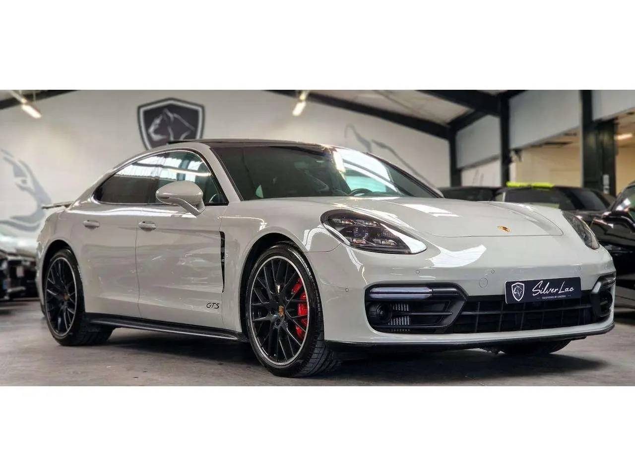 Photo 1 : Porsche Panamera 2018 Petrol