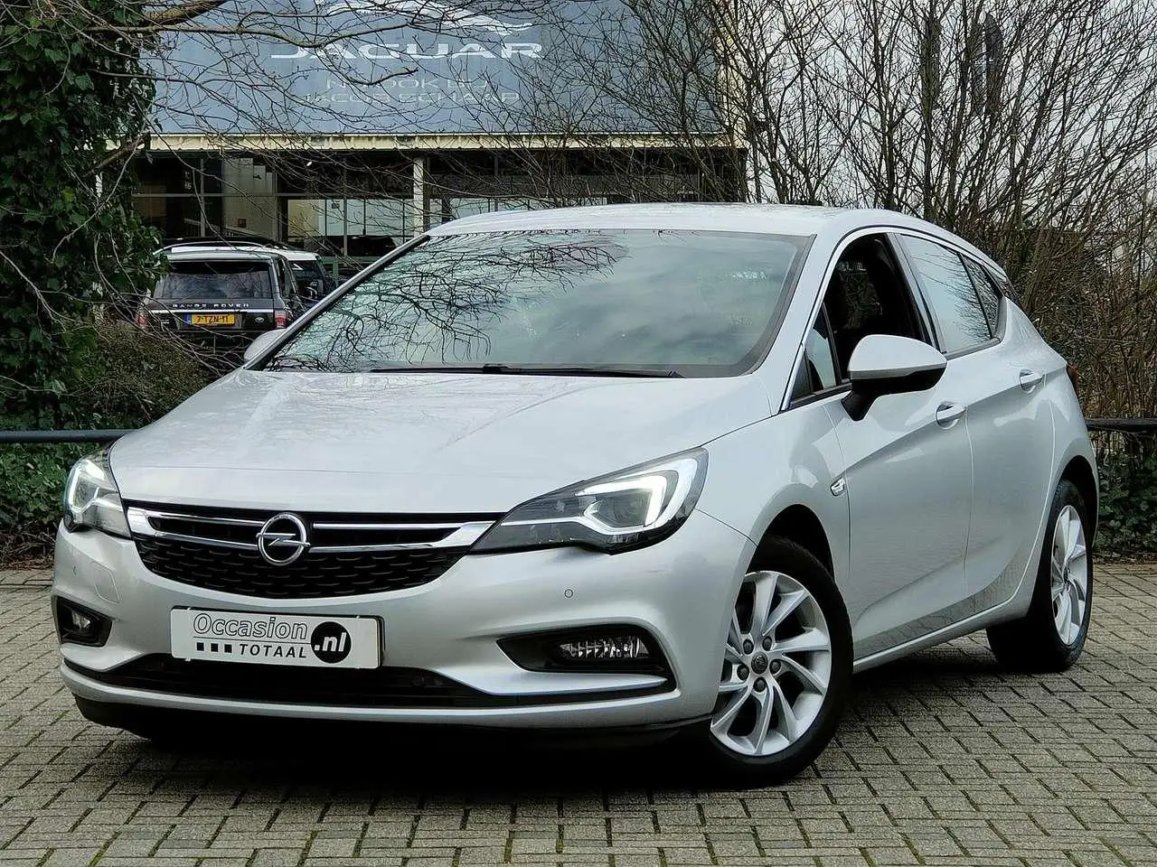 Photo 1 : Opel Astra 2017 Petrol