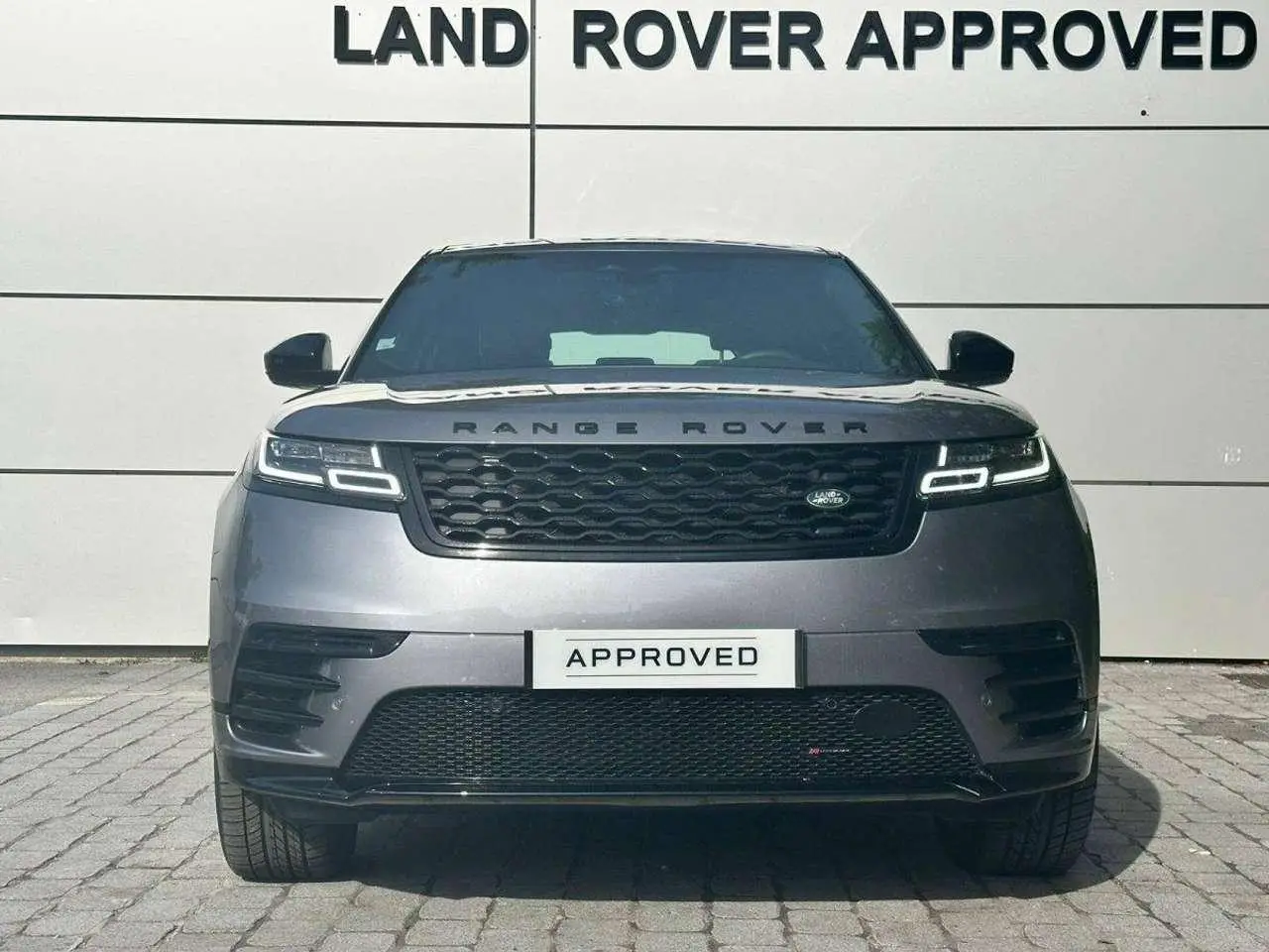 Photo 1 : Land Rover Range Rover Velar 2022 Hybrid