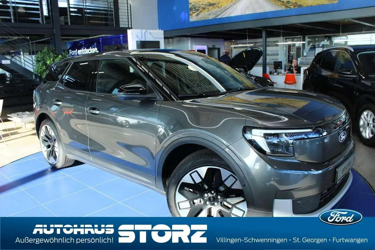 Photo 1 : Ford Explorer 2024 Electric