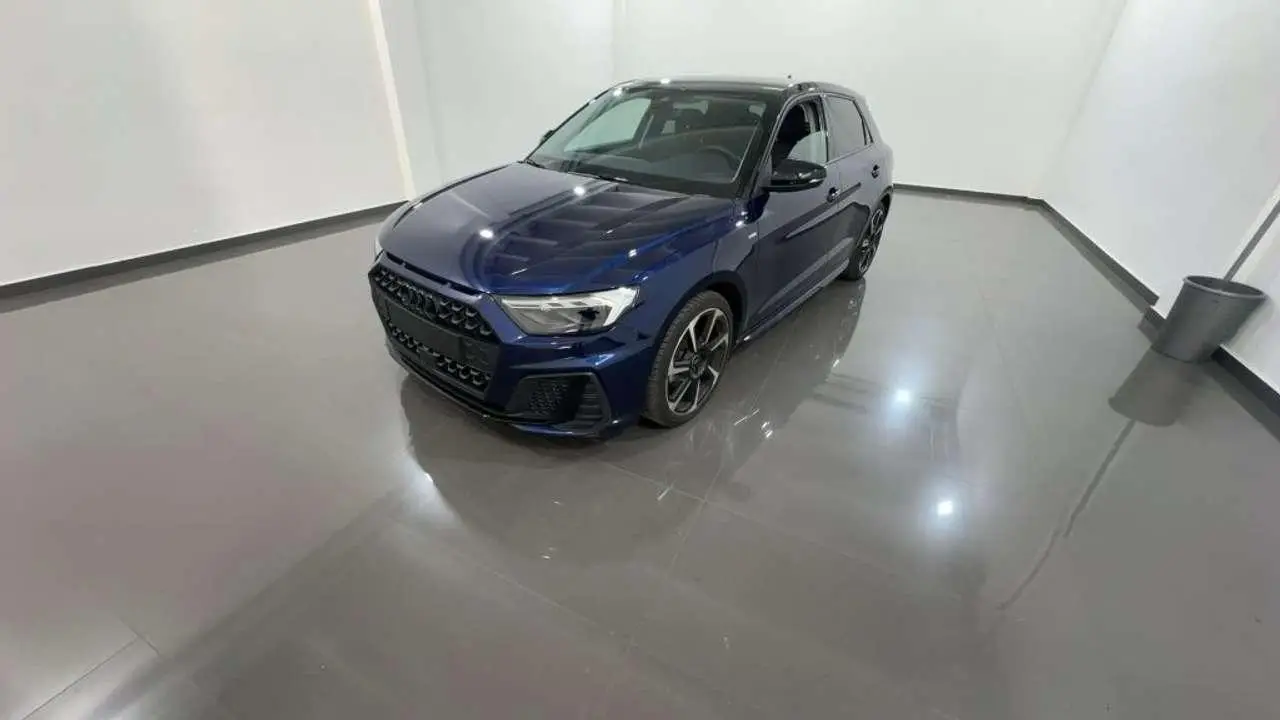 Photo 1 : Audi A1 2024 Petrol