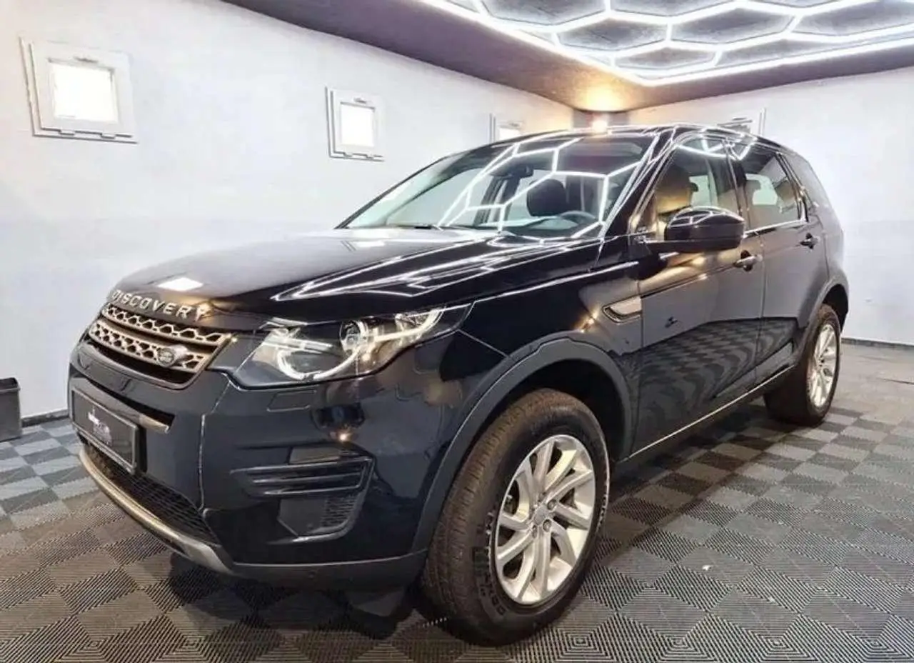 Photo 1 : Land Rover Discovery 2019 Petrol