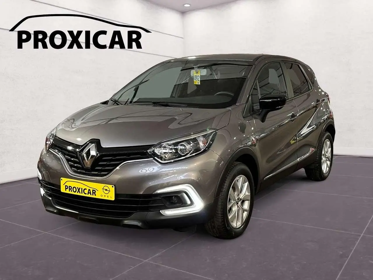 Photo 1 : Renault Captur 2019 Essence