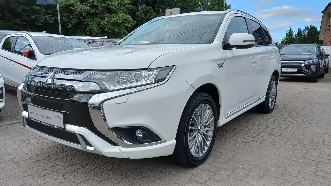 Photo 1 : Mitsubishi Outlander 2020 Hybride