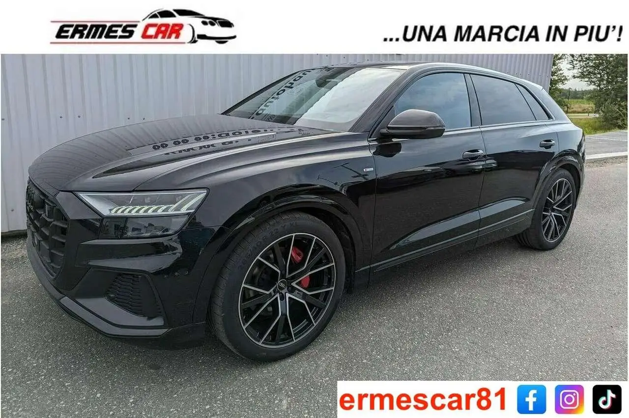 Photo 1 : Audi Q8 2023 Diesel