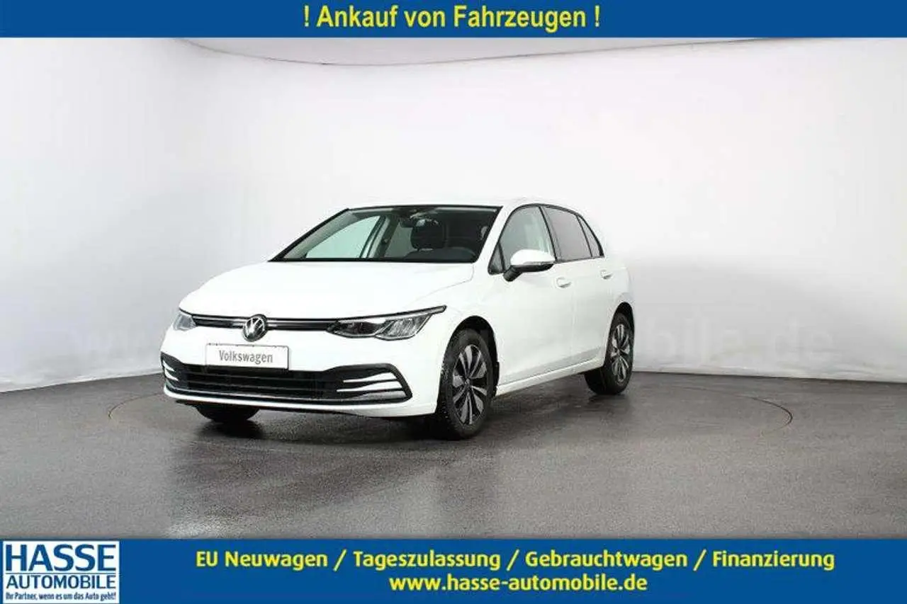 Photo 1 : Volkswagen Golf 2023 Petrol