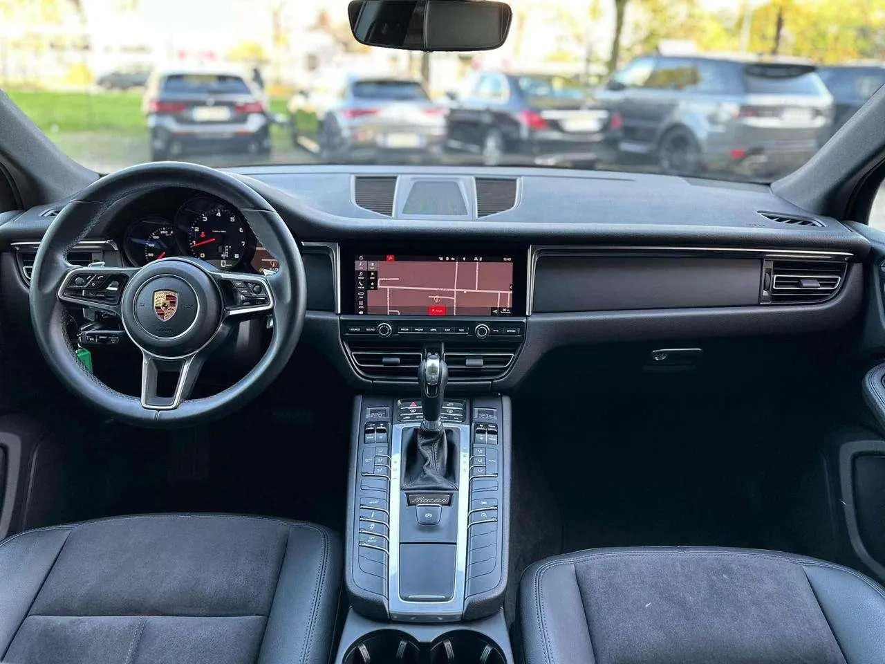 Photo 1 : Porsche Macan 2019 Petrol