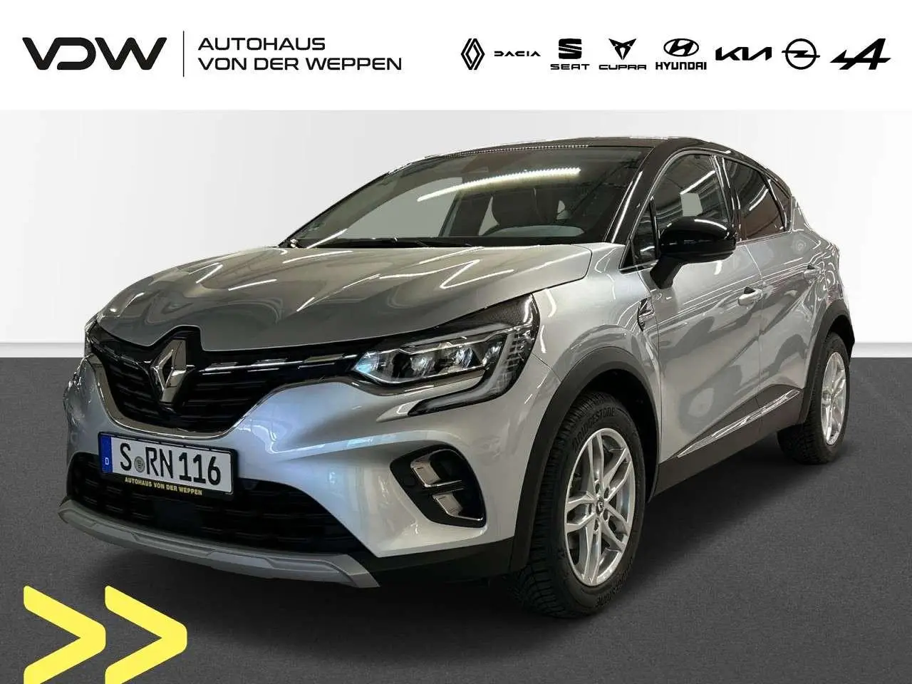 Photo 1 : Renault Captur 2023 Essence