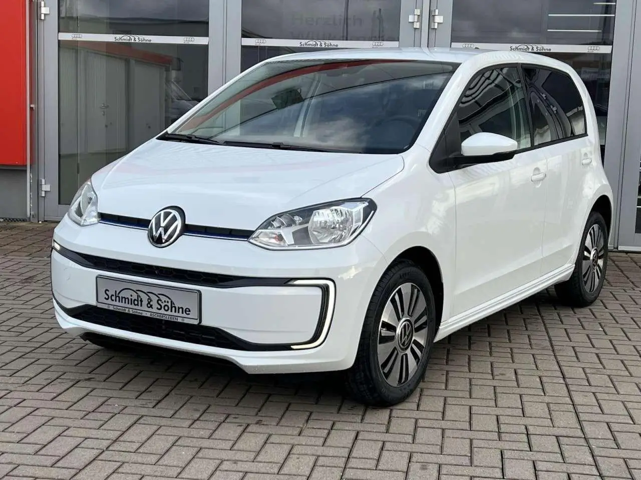 Photo 1 : Volkswagen Up! 2024 Électrique