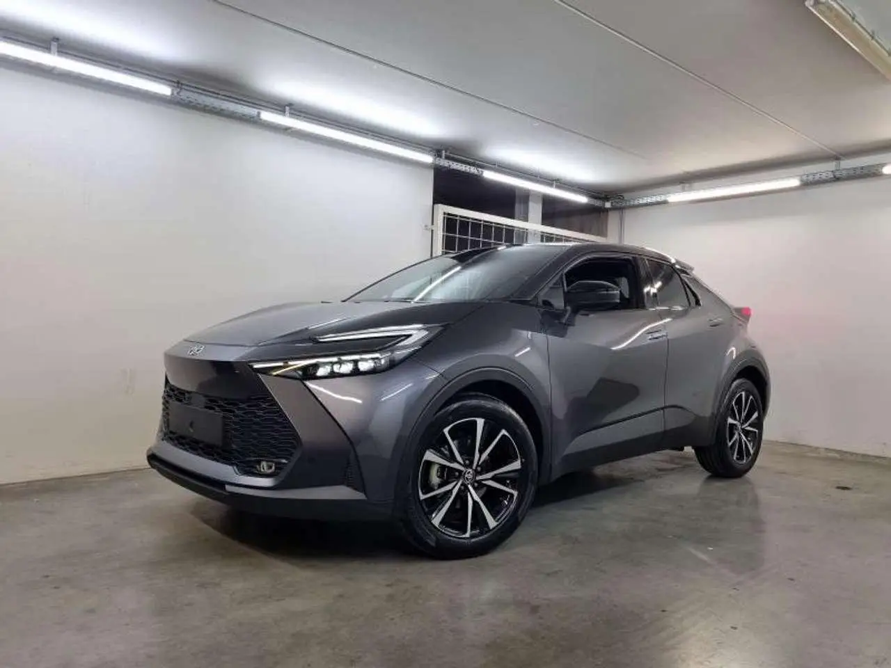 Photo 1 : Toyota C-hr 2024 Hybrid