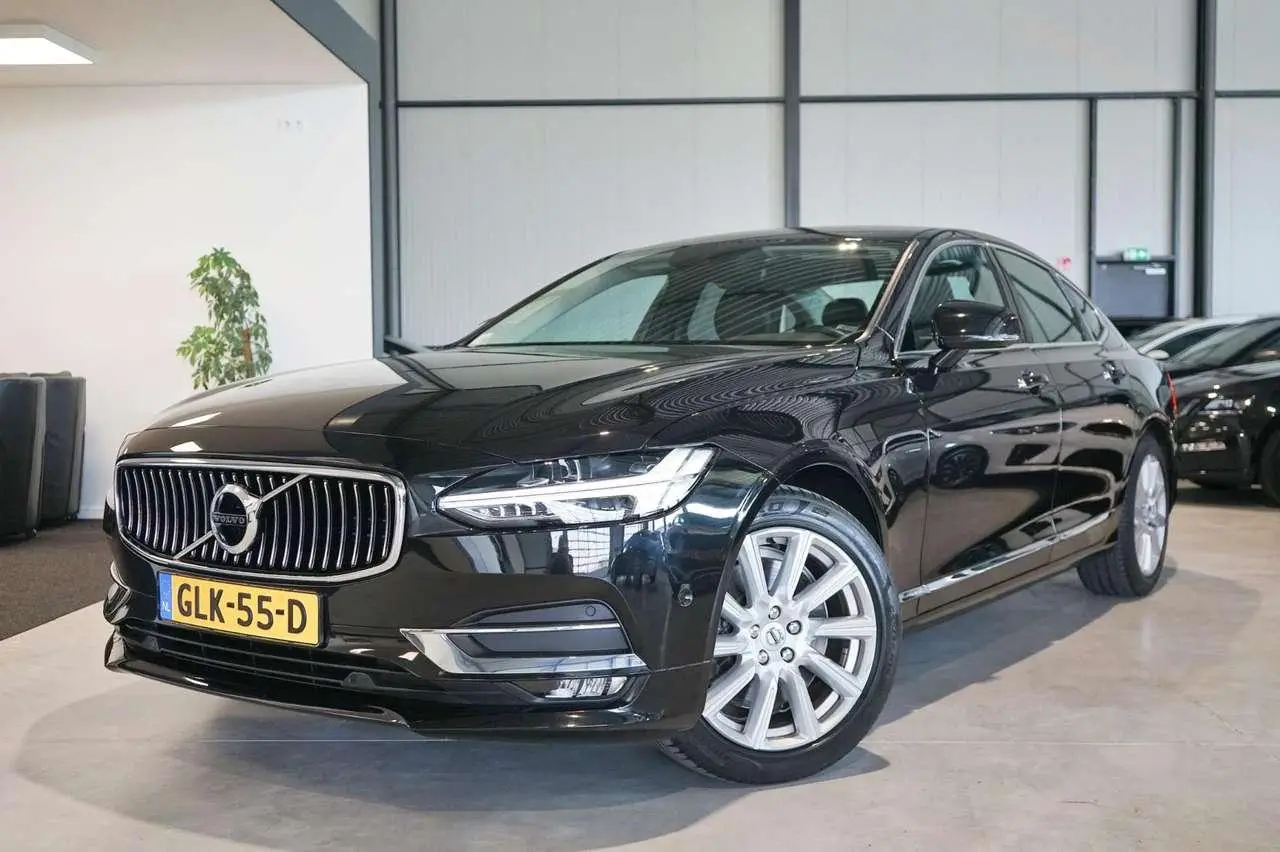 Photo 1 : Volvo S90 2017 Essence