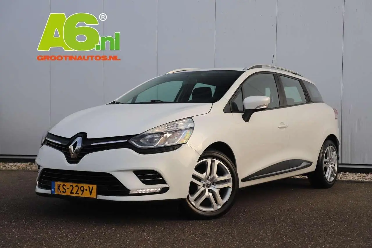 Photo 1 : Renault Clio 2016 Petrol