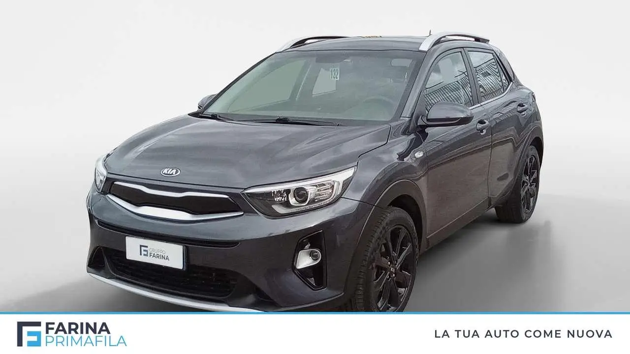 Photo 1 : Kia Stonic 2018 Petrol