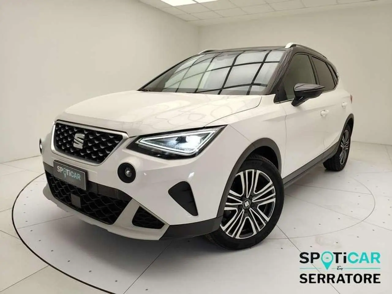 Photo 1 : Seat Arona 2022 Petrol