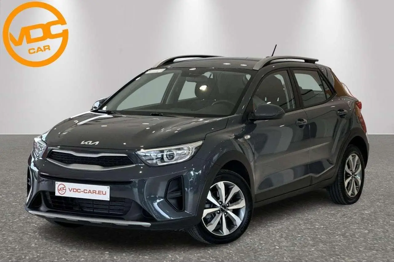 Photo 1 : Kia Stonic 2023 Petrol