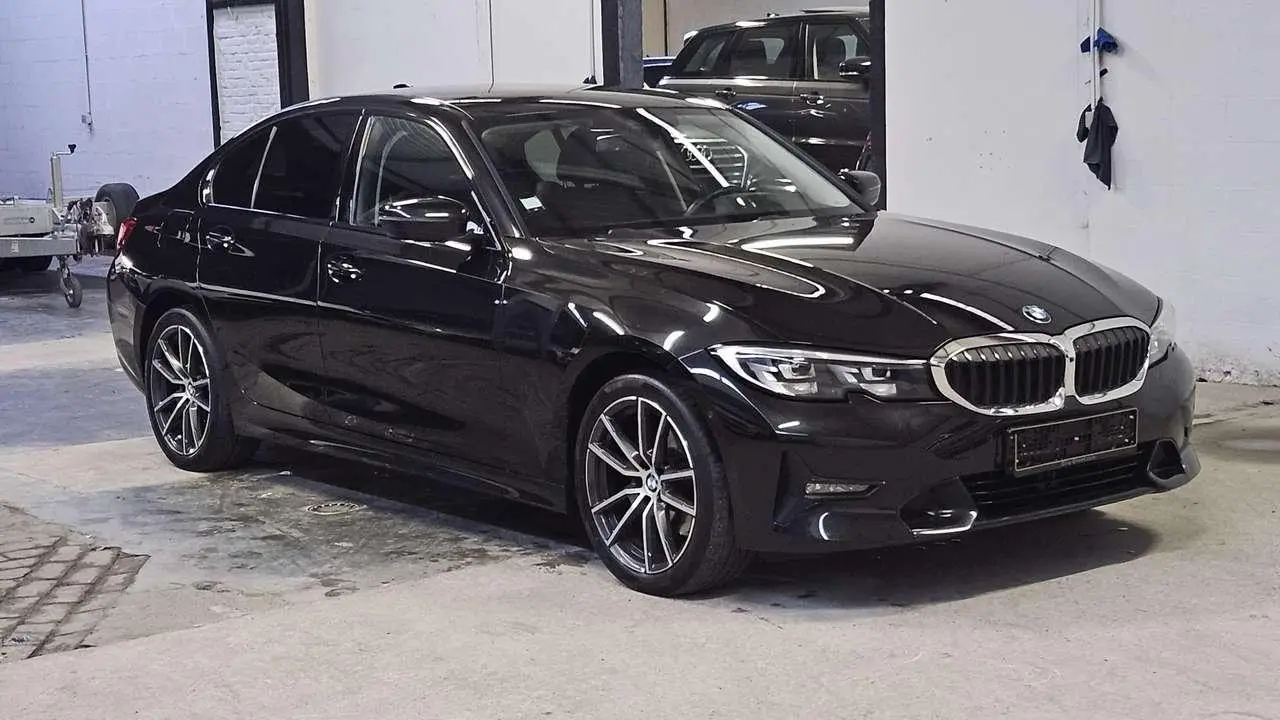 Photo 1 : Bmw Serie 3 2019 Diesel