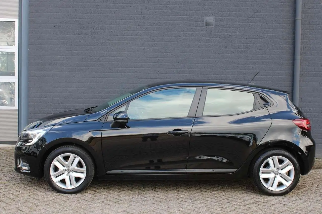 Photo 1 : Renault Clio 2021 Petrol