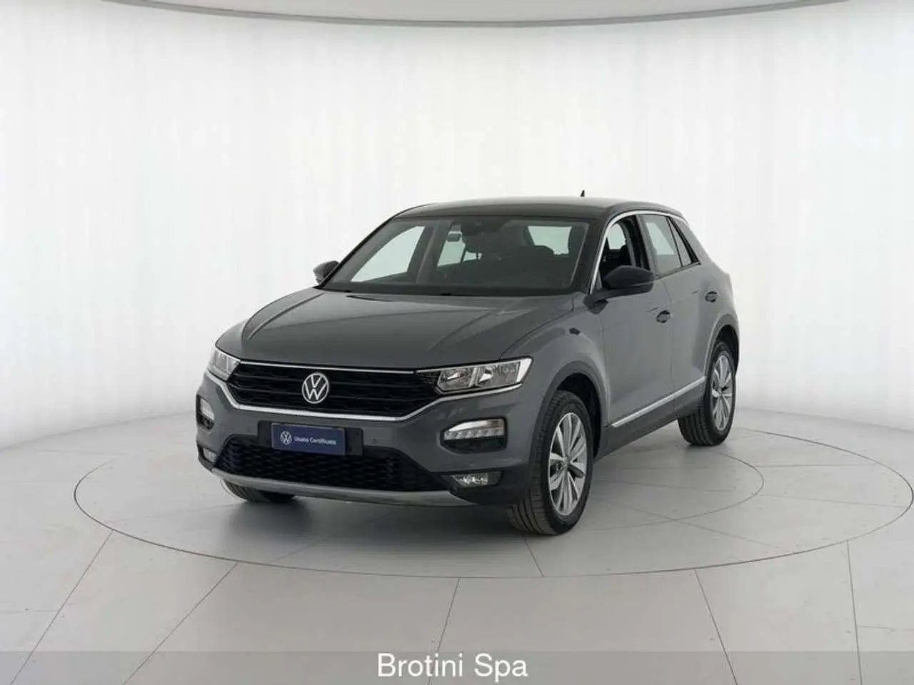 Photo 1 : Volkswagen T-roc 2021 Essence