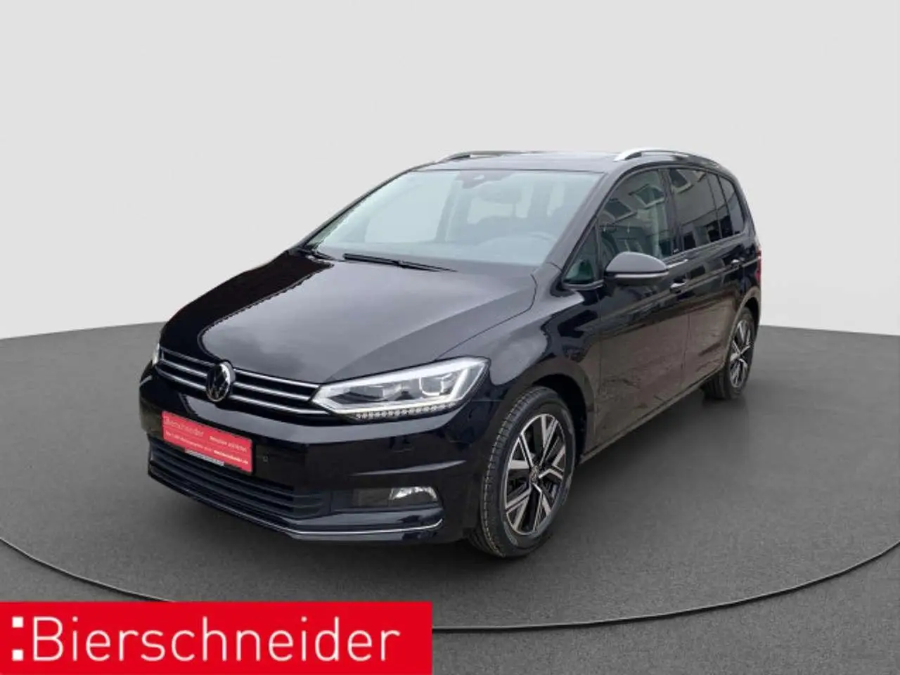 Photo 1 : Volkswagen Touran 2024 Essence