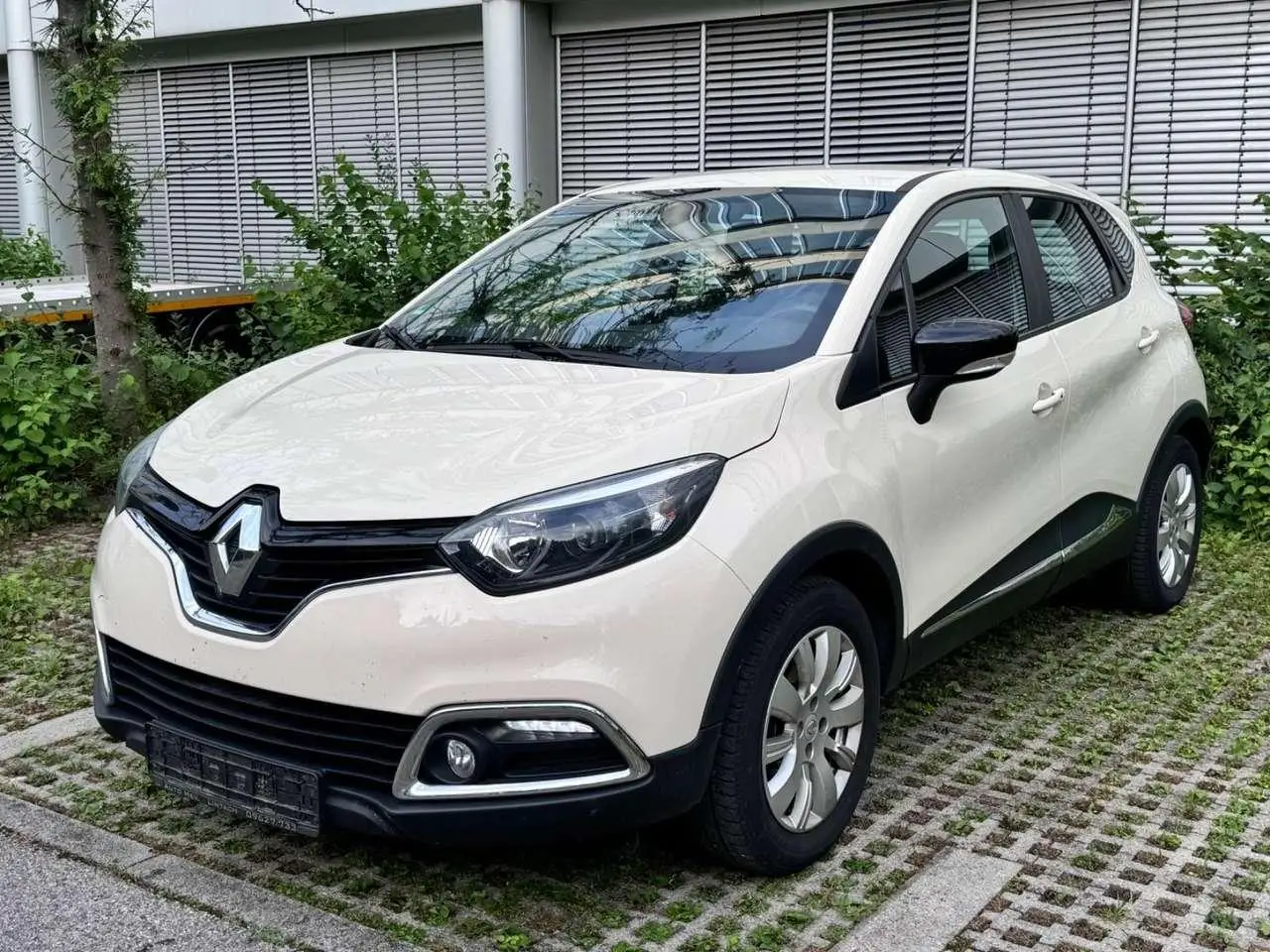 Photo 1 : Renault Captur 2015 Petrol