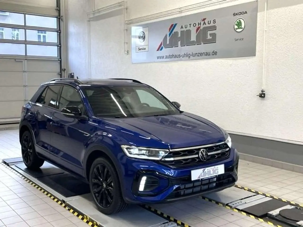 Photo 1 : Volkswagen T-roc 2023 Essence