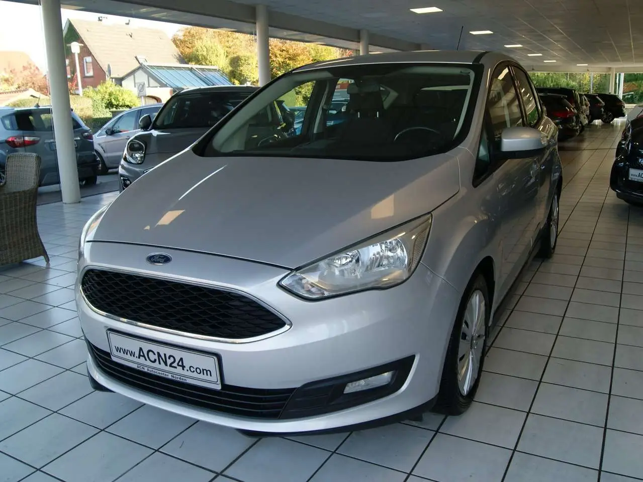 Photo 1 : Ford C-max 2015 Essence