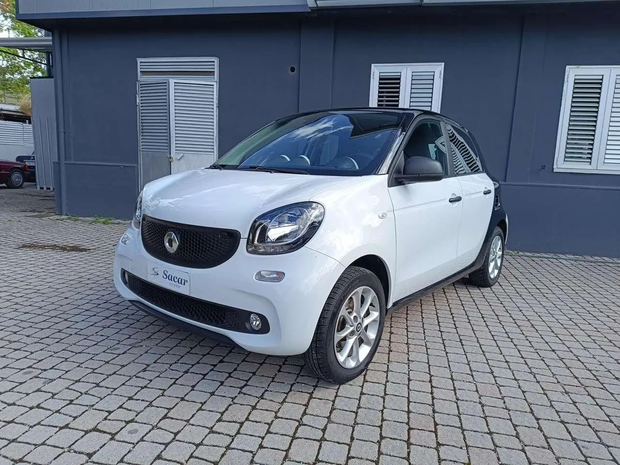 Photo 1 : Smart Forfour 2017 Petrol