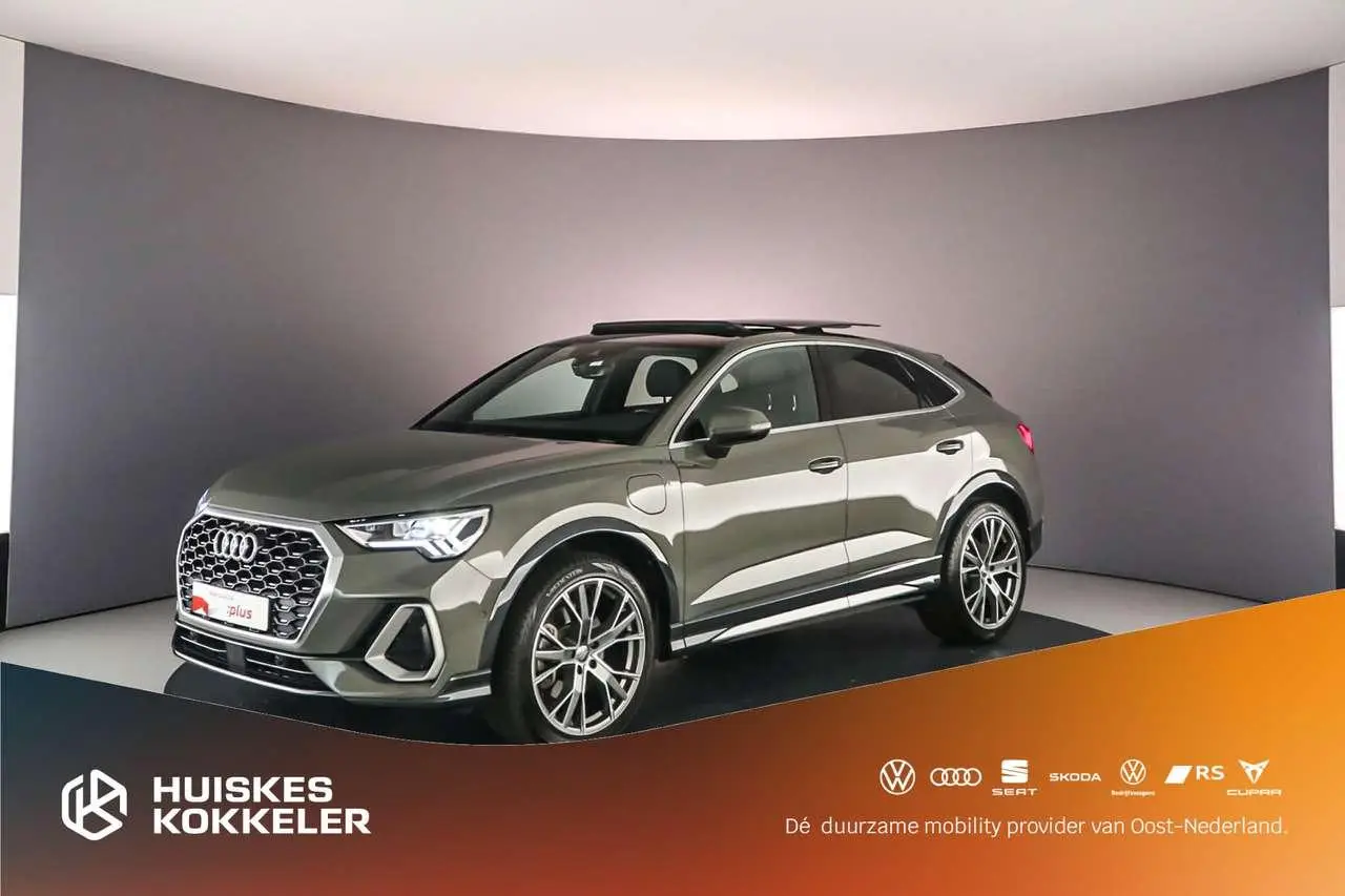 Photo 1 : Audi Q3 2021 Hybride