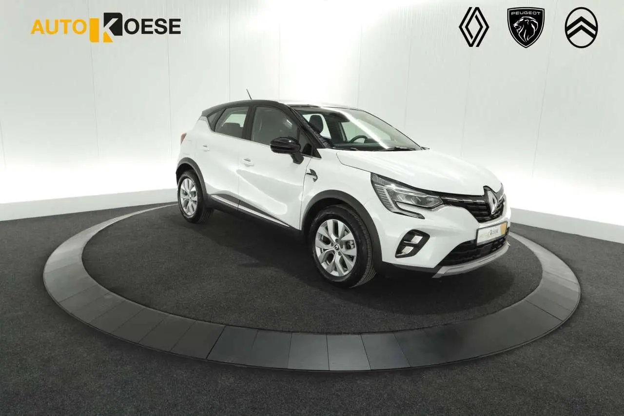 Photo 1 : Renault Captur 2022 Essence