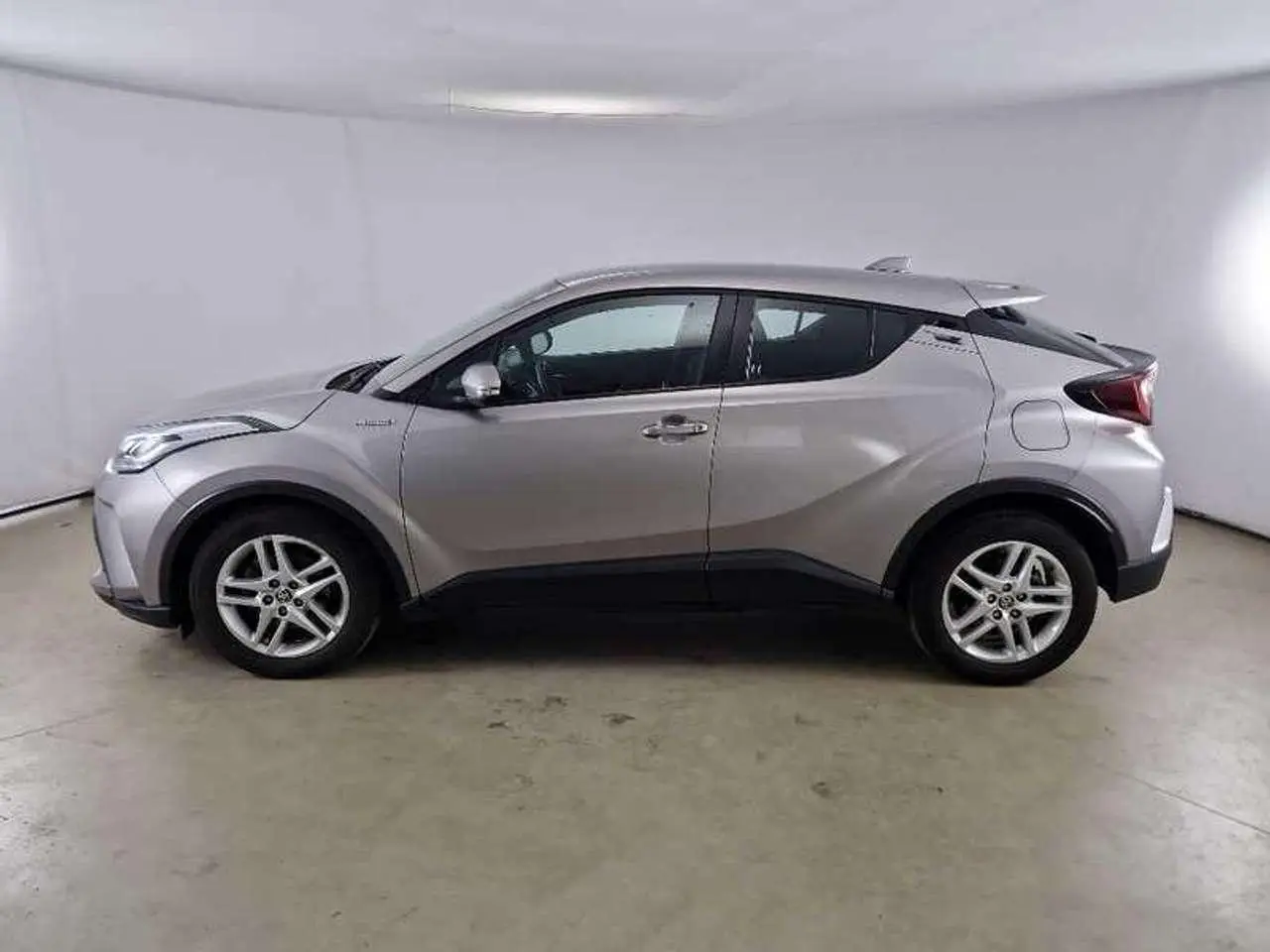 Photo 1 : Toyota C-hr 2021 Hybrid