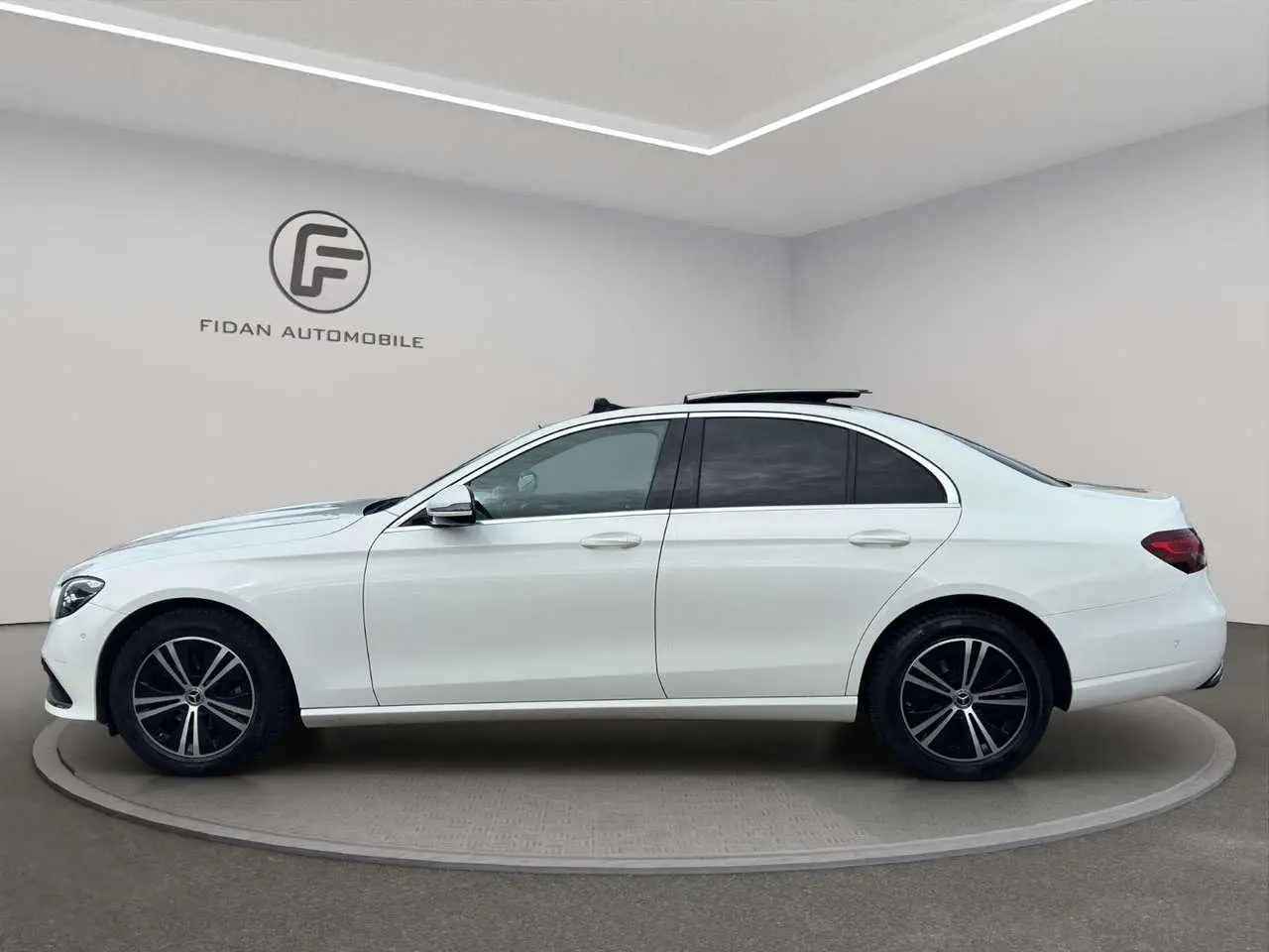 Photo 1 : Mercedes-benz Classe E 2021 Diesel