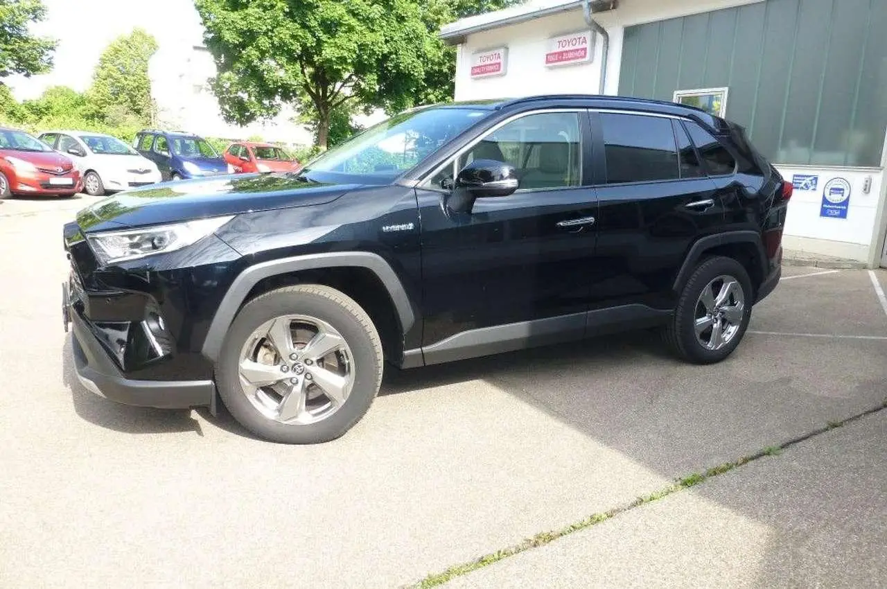 Photo 1 : Toyota Rav4 2020 Hybrid