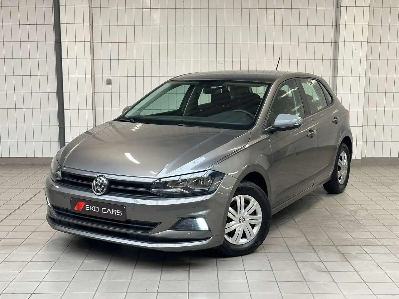 Photo 1 : Volkswagen Polo 2018 Petrol