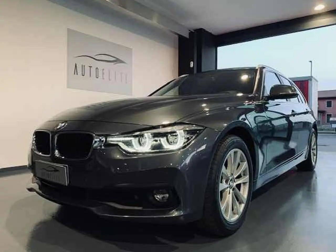 Photo 1 : Bmw Serie 3 2019 Diesel