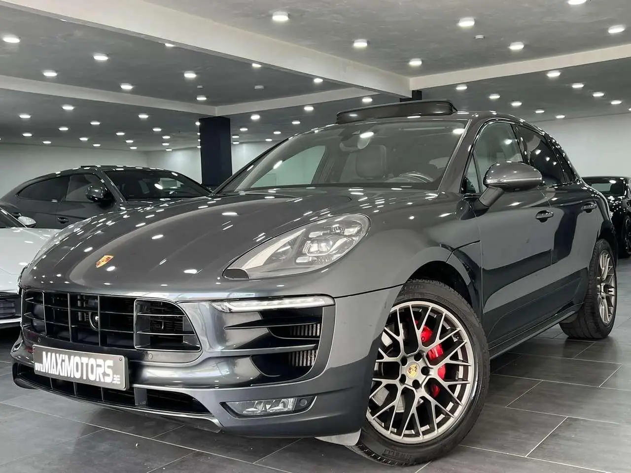 Photo 1 : Porsche Macan 2016 Petrol